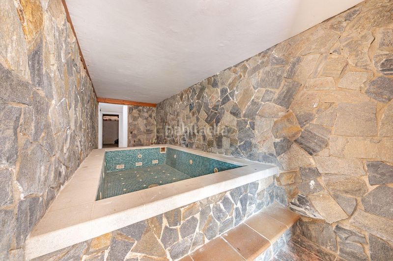 Foto 05084b0b-4e28-4134-b8a3-09630c82cc86. Casa amb aparcament piscina a Aiguaviva Parc Vidreres