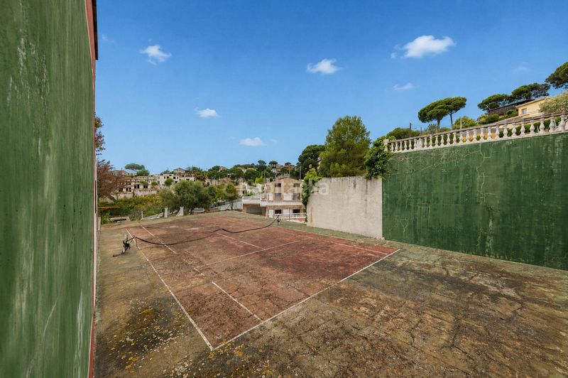 Foto 0acc98ce-a558-4b5e-9921-c43e45e4a455. Casa amb aparcament piscina a Aiguaviva Parc Vidreres