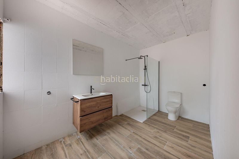 Foto 60adc6d6-ff6a-4462-81f3-cd6f71a19ac4. Casa amb aparcament piscina a Aiguaviva Parc Vidreres