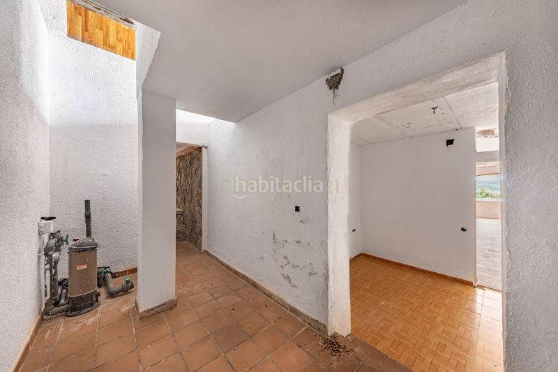 Foto 69323f56-746b-4cd8-967c-a768b351e199. Casa amb aparcament piscina a Aiguaviva Parc Vidreres