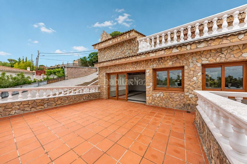 Foto 80b2d3be-2313-47bb-a764-529820b76578. Casa amb aparcament piscina a Aiguaviva Parc Vidreres