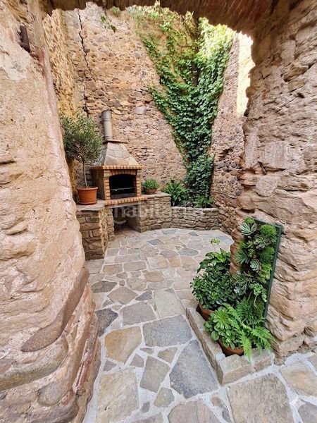 Foto c4921c9f-8216-4a37-9dd4-be1c226eb096. Casa a Cervià de Ter