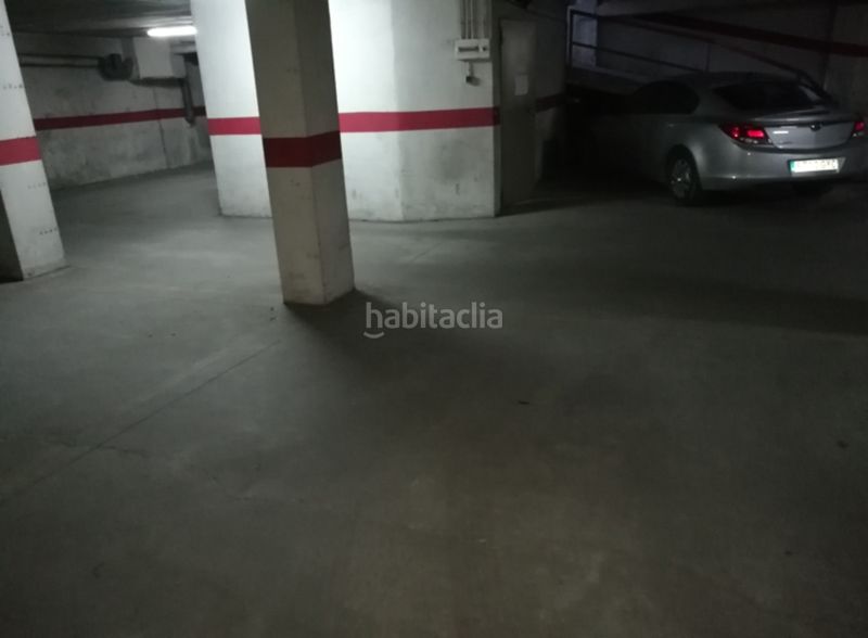 Foto dee7743d-b278-4a16-b792-b7cf3a55e3fb. Aparcament cotxe a enric pubill a Balàfia Lleida
