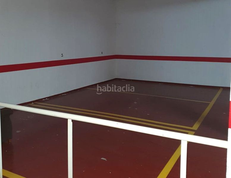 Foto 1587e411-b353-43ea-af98-9ad49f086623. Parking coche en guillem botet en Pardinyes Lleida