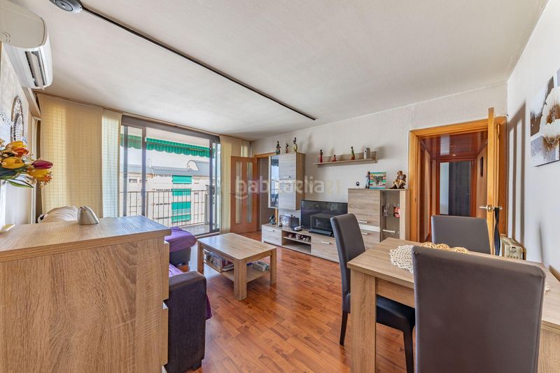 Foto bc5b120e-c494-4dc0-ad42-f5f075269e0e. Appartamento in carrer de sant antoni in Centre-Cordelles Cerdanyola del Vallès