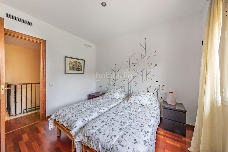 Foto 9f4f728c-7b51-4745-b83c-38efc4da86a6. Casa in carrer dels pinetons in Cabrils