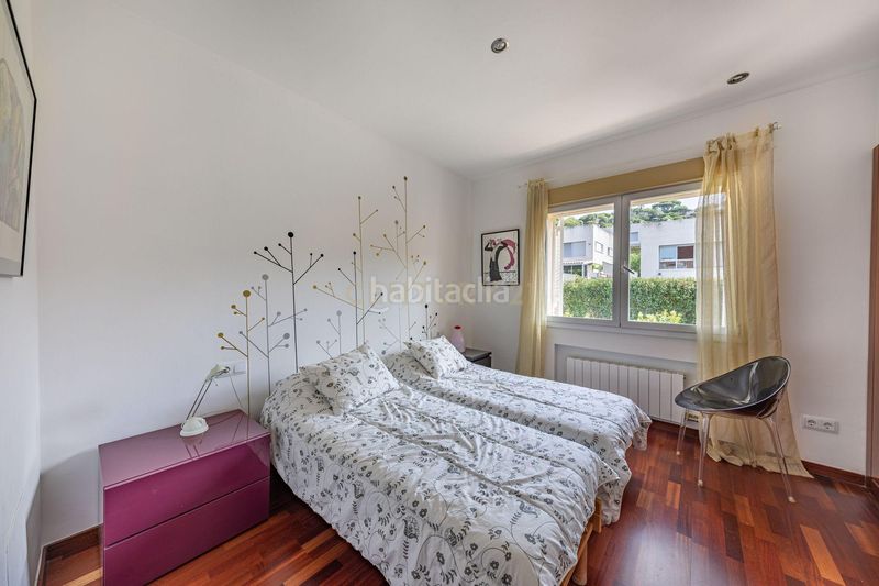 Foto b6cec39d-5ad6-4d76-9e92-943ff18f454c. Casa in carrer dels pinetons in Cabrils