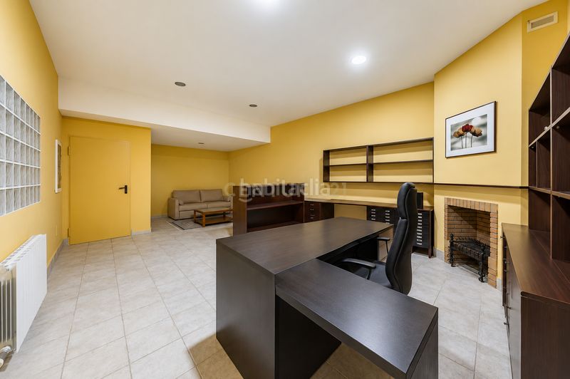 Foto f55fe115-9105-41cd-923c-c11db959de3c. Casa in carrer dels pinetons in Cabrils