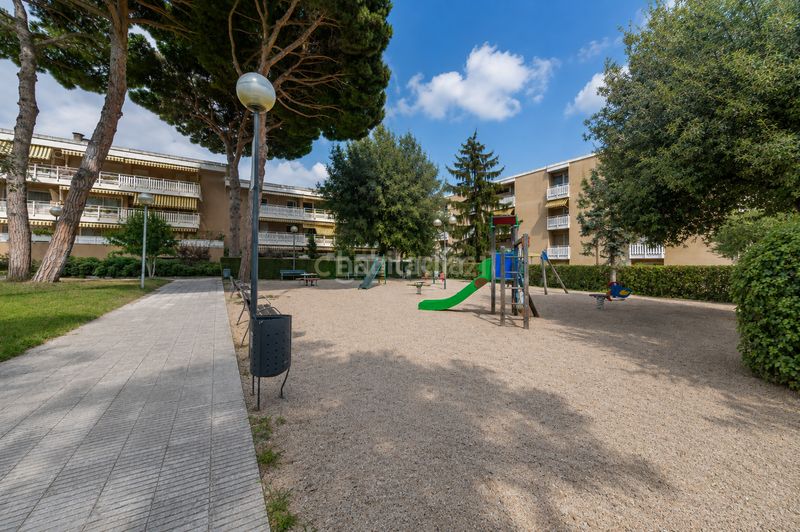 Foto 477e3290-bf90-4eb8-9483-296a5380bd20. Apartament a avinguda santa elena a Cabrils