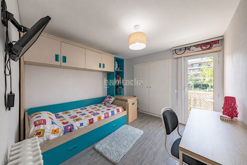 Foto f864a400-1765-4ada-97aa-8d61413044ed. Apartament a avinguda santa elena a Cabrils