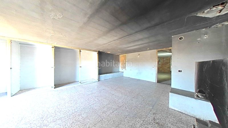Foto 555b9b09-4bcc-4c7b-a367-a422432cf833. Casa amb aparcament a Castellserà