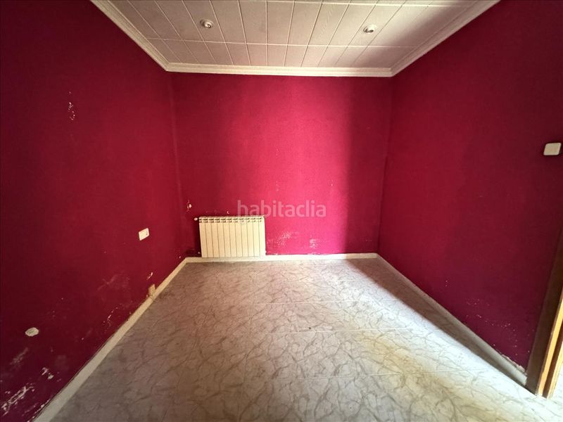 Foto 2d4f3339-d05a-4adc-94fc-a607f2d7494e. Maison dans colom dans Navarcles