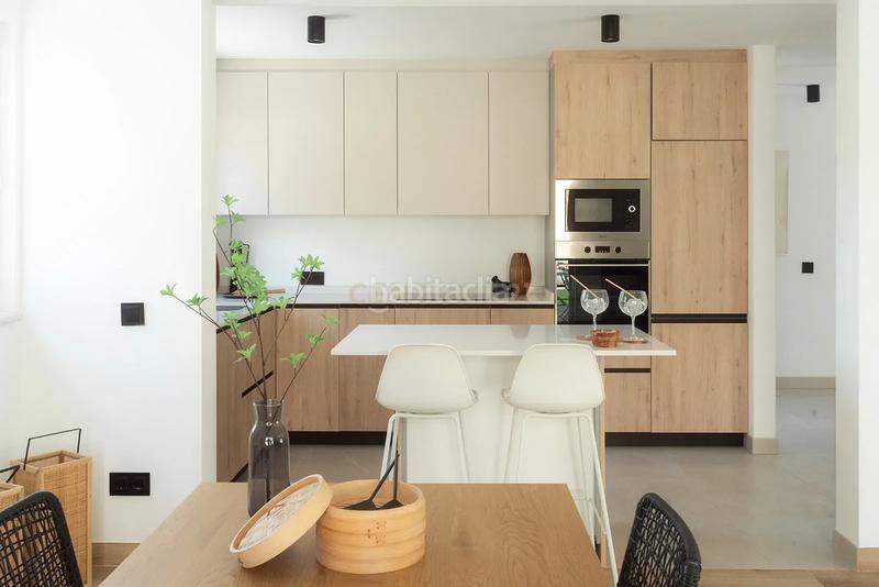 Foto 53b6c6dd-325e-4489-80a5-89e347fdf132. Casa en carrer de l'havana en Cunit residencial Cunit
