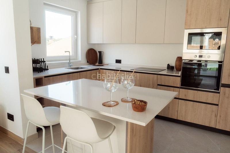 Foto f86e57cb-49c6-479c-88eb-0c3d1e98eb99. Maison dans carrer de l'havana dans Cunit residencial Cunit