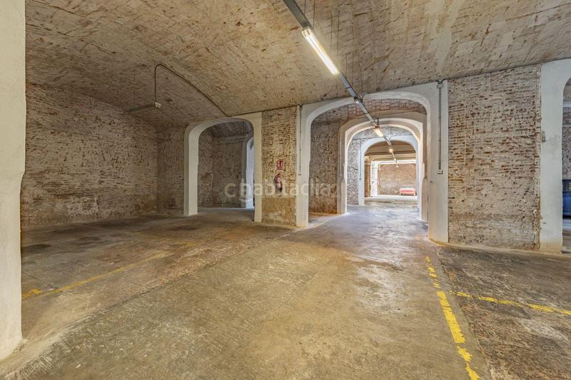 Foto b27e41fd-feeb-42b6-8639-2f83f8251024. Appartamento in carrer josep anselm clavé in Gòtic Barcelona