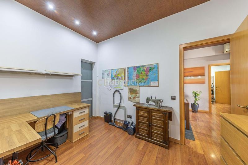 Foto 6f9a768a-21af-43e3-bd93-18159fb24d83. Piso en carrer josep anselm clavé en Gòtic Barcelona