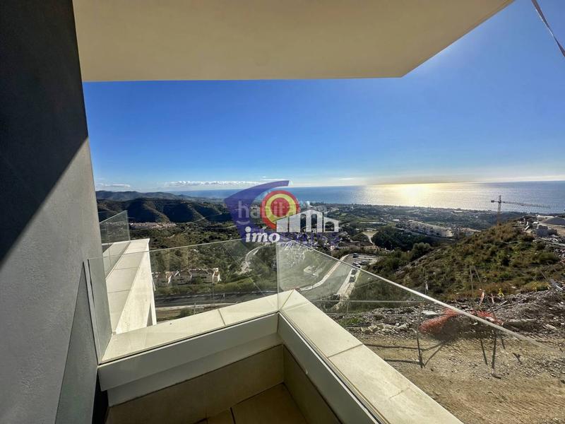 Foto 4d58c1f4-dbc2-4cbe-8cc3-4f212e5f8481. Piso s bajo con amplias terrazas en Diseminados Rincón de la Victoria