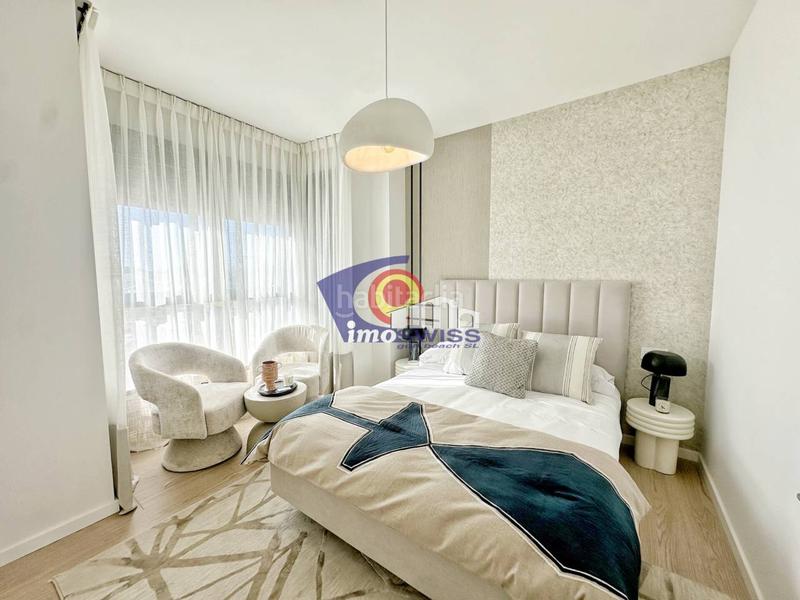 Foto c7bea456-c2ac-43e2-93a8-c68f8e471e78. Piso s bajo con amplias terrazas en Diseminados Rincón de la Victoria