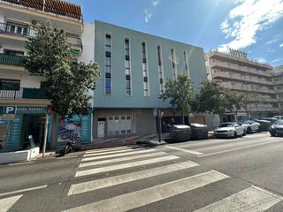 Miete Autoparkplatz  Mediterráneo. Alquiler garaje en centro rincon de la victoria no carga y desca