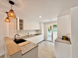 Miete Reihenhaus in Torre de Benagalbón. Precioso chalet adosado con piscina  totamente reformado a 250 m