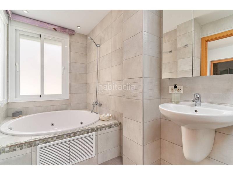 Foto 4fc3c856-ccb9-426f-8f52-7208f021d3cd. Chalet with heating parking pool in Caleta de Velez