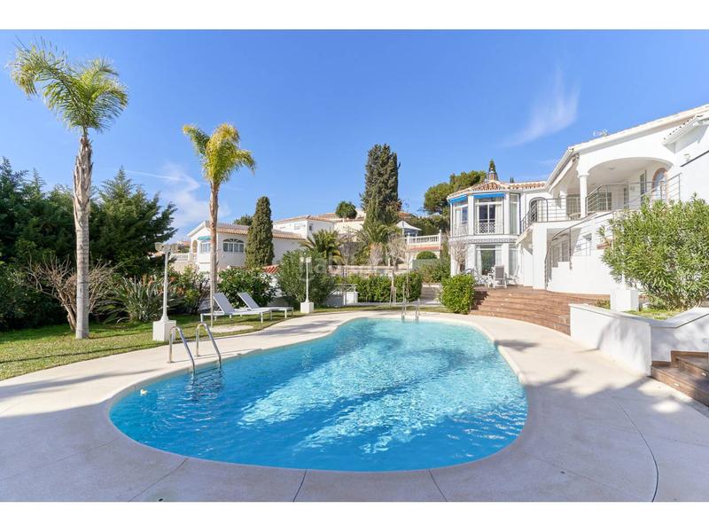 Foto 6aa089b9-4bf9-4c6f-9ec1-4d3ae2092de3. Chalet with heating parking pool in Caleta de Velez