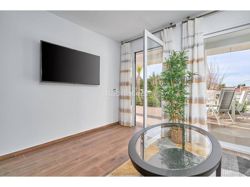 Foto a3b9d692-3502-4187-bc13-b3c01f45e849. Chalet with heating parking pool in Caleta de Velez