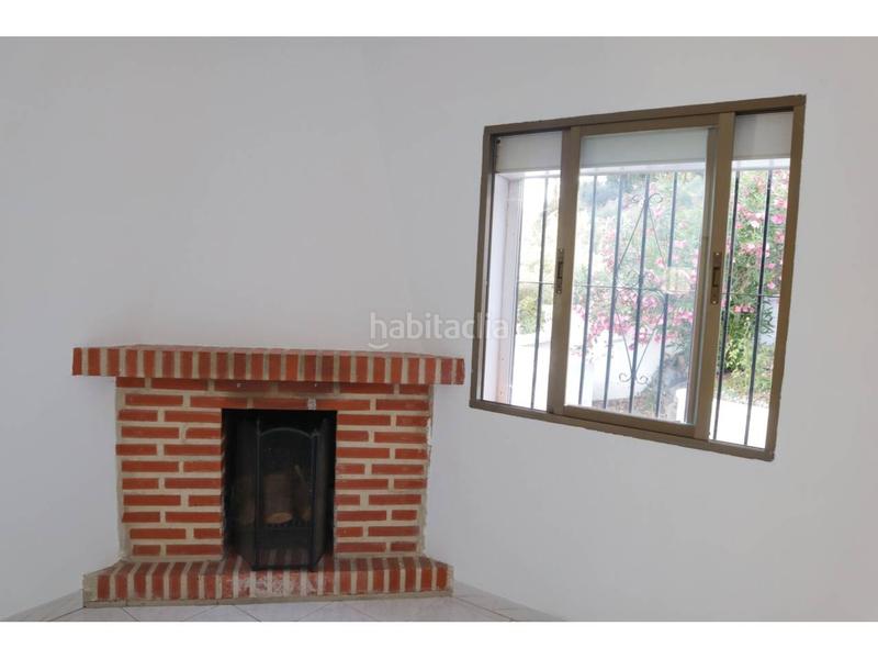 Foto 243624c9-d6da-40d5-b33e-6263d79dd4a7. Mas avec parking dans Torrox pueblo Torrox