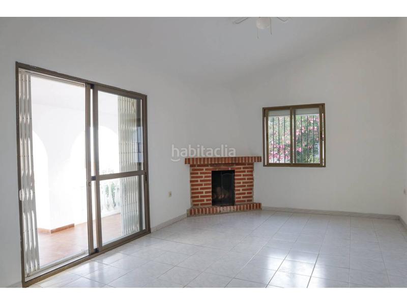 Foto 33bf0586-b900-4312-b580-25a4faa82f94. Mas avec parking dans Torrox pueblo Torrox