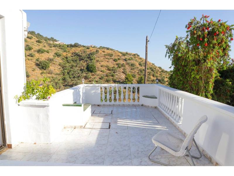 Foto 9b404f34-a6ca-4afd-a77d-22966f8b5c90. Mas avec parking dans Torrox pueblo Torrox