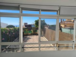 Appartement  Cuba. Piso planta baja con jardin propio en añoreta