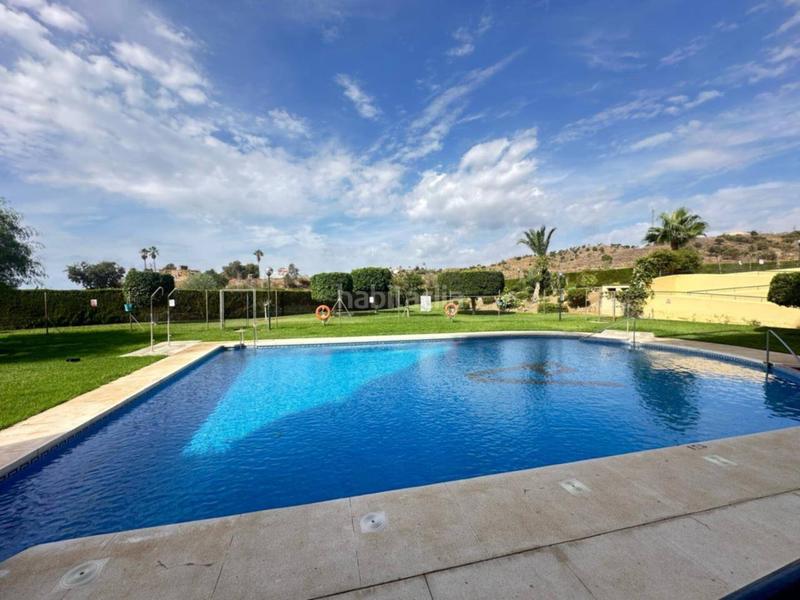 Foto 49a7bb70-60bb-45b3-b9fc-a40d65fa29bb. Appartamento con parcheggio piscina in Benajarafe