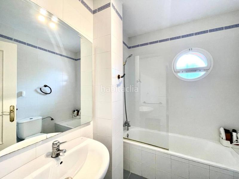 Foto 4fd34bcf-7a8e-4064-a979-e901dbaf3fa4. Alquiler casa adosada amplio chalet adosado con piscina privada costa en Chilches