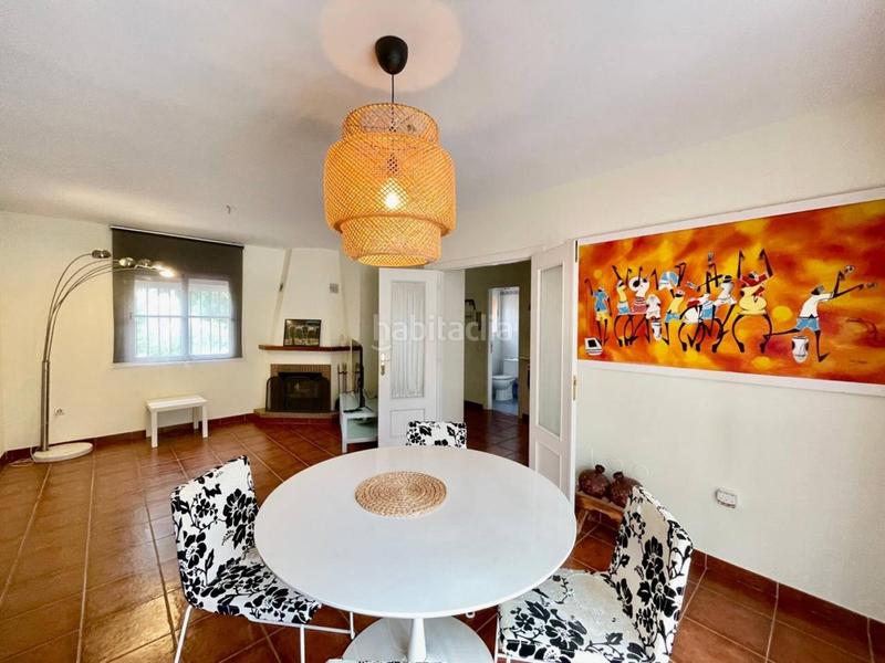 Foto 933e7d66-451d-4fef-94b3-59015a0e9968. Alquiler casa adosada amplio chalet adosado con piscina privada costa en Chilches