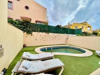 Location Maison jumelée à Chilches. Amplio chalet adosado con piscina privada chilches costa