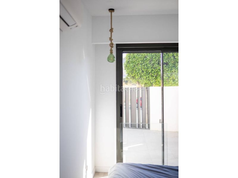 Foto bab55126-5679-4e30-911e-0685cd90173c. Casa adossada amb aparcament a Caleta de Velez