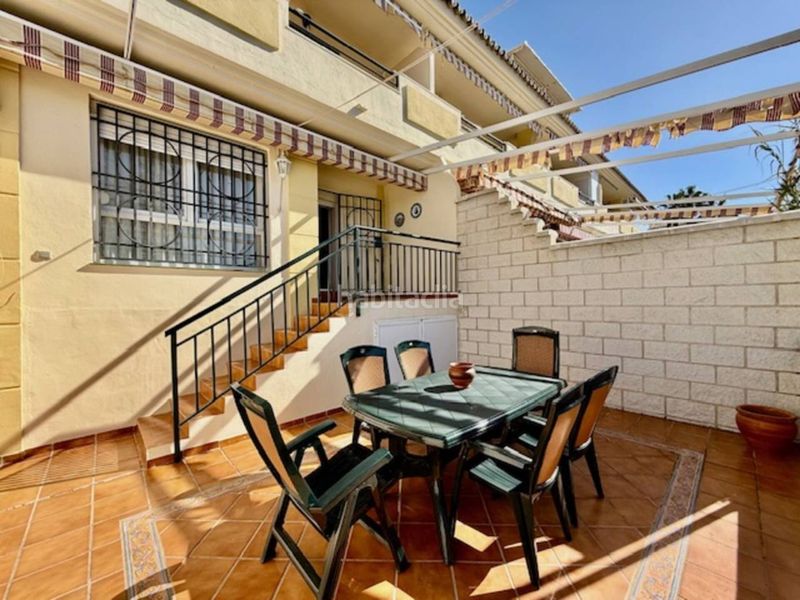 Foto 5fb7e36f-9c2d-4376-b72e-d9c611faeb99. Lloguer casa adossada amb aparcament piscina a Chilches