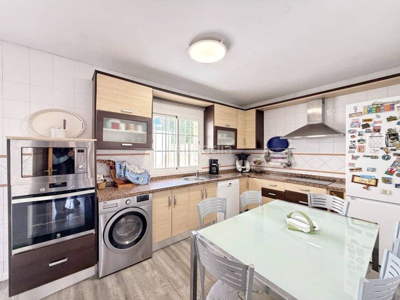 Foto 5cb3b4e3-785d-400f-bb95-f3c264673855. Semi detached house with heating parking pool in Lo Cea Rincón de la Victoria