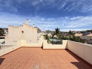Maison jumelée  Calle pepa flores gonzález. Venta maravilloso chalet adosado