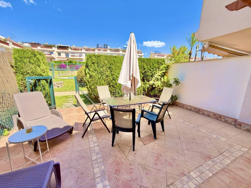 Foto 02077469-6774-4fea-ac73-2114654f4f20. Casa adosada exclusivo chalet adosado con solárium y vistas al mar en Rincón de la Victoria