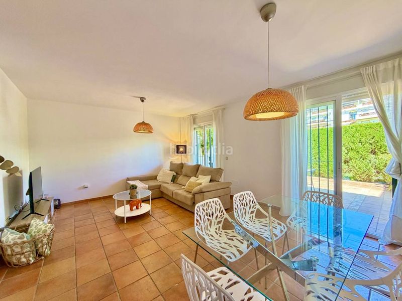 Foto 1b14e708-9058-4dec-9e84-eec590405523. Casa adosada exclusivo chalet adosado con solárium y vistas al mar en Rincón de la Victoria