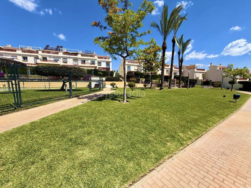 Foto 3029c347-a7ab-4afb-a1d1-7ba2b539821a. Casa adosada exclusivo chalet adosado con solárium y vistas al mar en Rincón de la Victoria