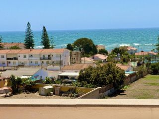 Casa adossada  Calle crisipo. Exclusivo chalet adosado con solárium y vistas al mar