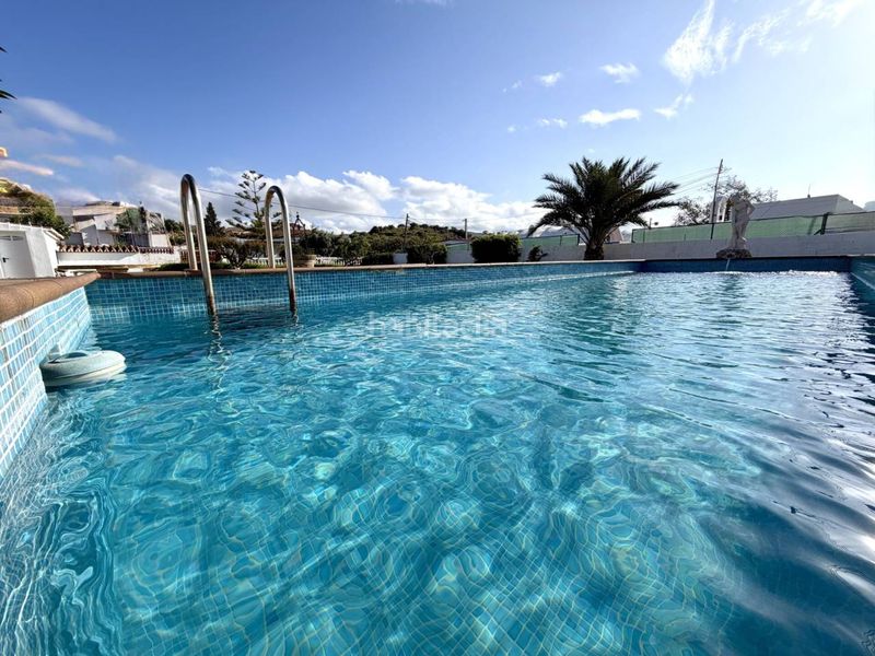 Foto cb85f0bb-f477-4dd2-abc4-24f2b6ddbffb. Xalet amb aparcament piscina a Añoreta Baja Rincón de la Victoria