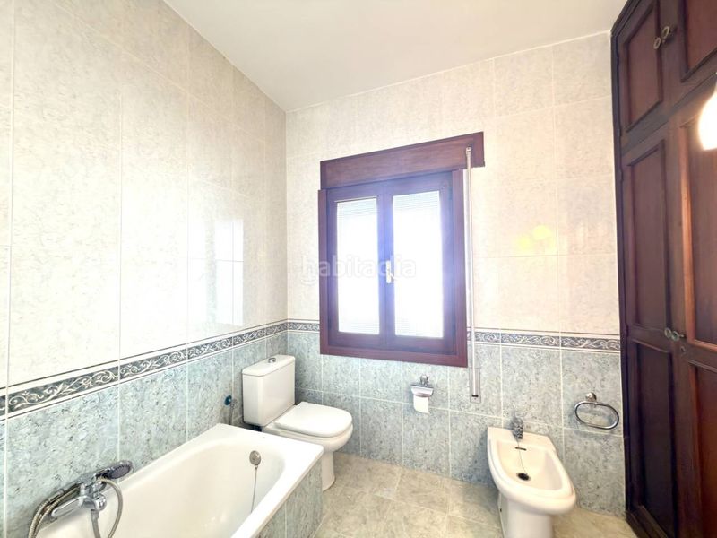 Foto cd898d26-6eb9-47d4-9e16-01d2746b2384. Xalet amb aparcament piscina a Añoreta Baja Rincón de la Victoria