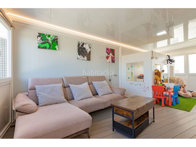 Foto f0ee8d48-9fc3-4e03-aa93-b37c8abbb23f. Towny house with parking in Viña Málaga Torre del Mar