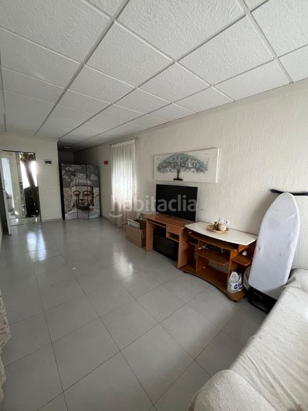 Foto a0c68ff7-9040-4e0c-acbe-27c984f9a1e8. Xalet amb aparcament a Santomera