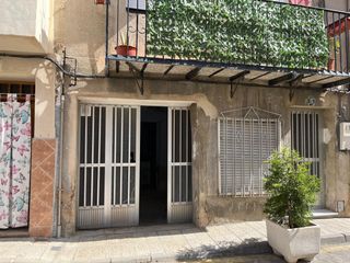 Pis a Abarán. Para reformar como vivienda o cochera  calle noria grande