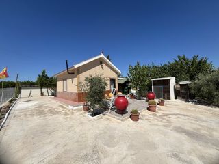 Maison à Fortuna. Ctra fortuna a murcia  el aljauque casa+anexos