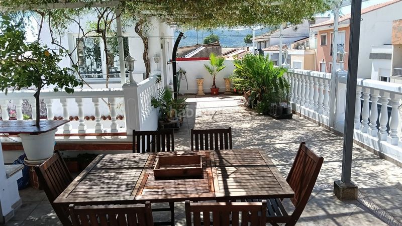 Foto 424f8cdb-5822-452a-8e91-fa5f0f61da22. Casa adossada amb aparcament a Xeraco